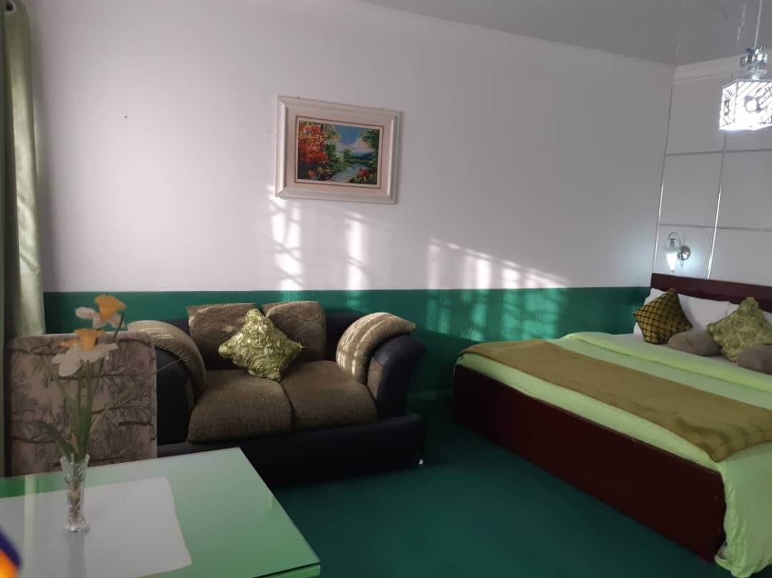 Medium Room