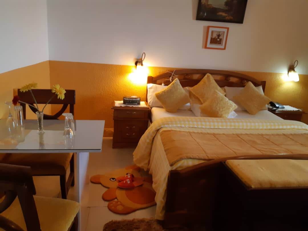 Medium Suite